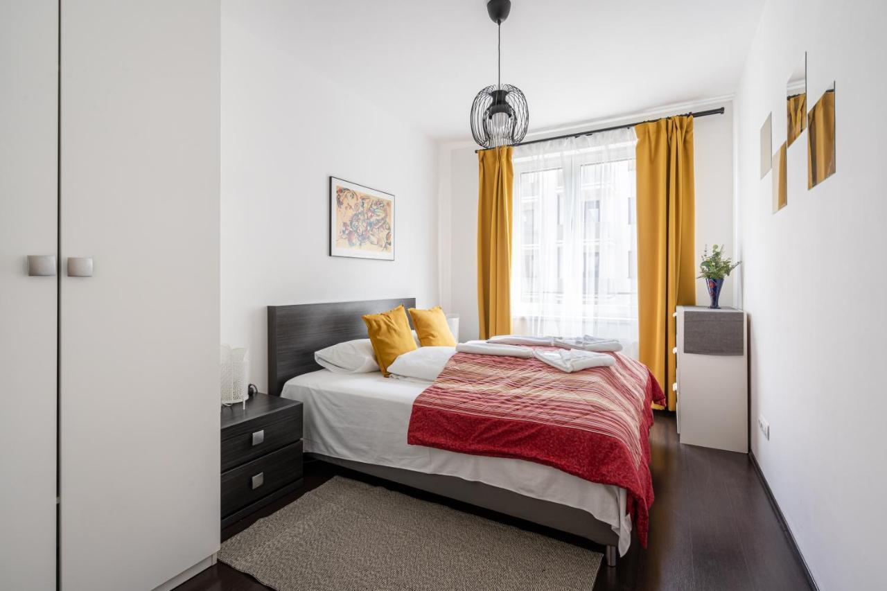 City Center Corvin Suite Apartment Budapest Ngoại thất bức ảnh